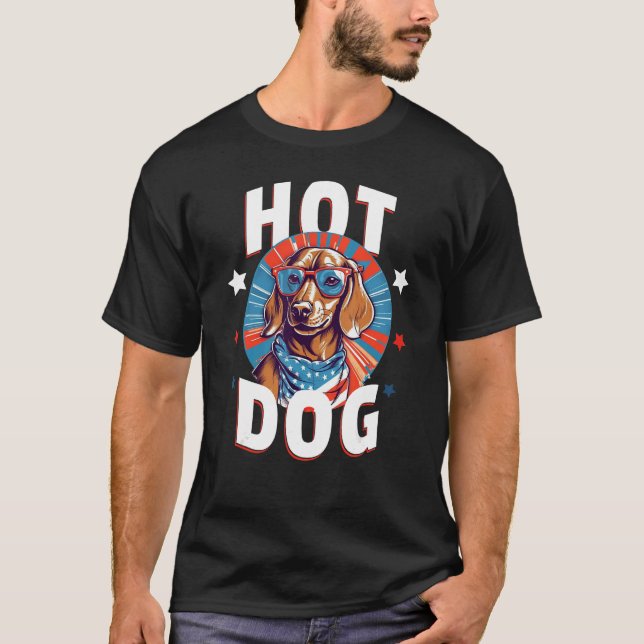 4th of July  Dachsund Weiner Dog Weenie USA Americ T-Shirt (Front)