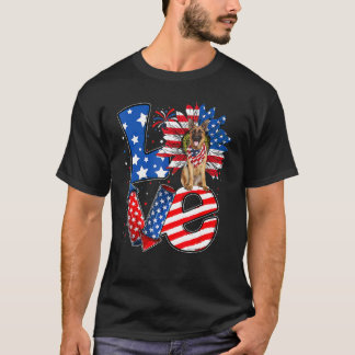 4th of July Decor Patriotic LOVE German Shepherd D T-Shirt