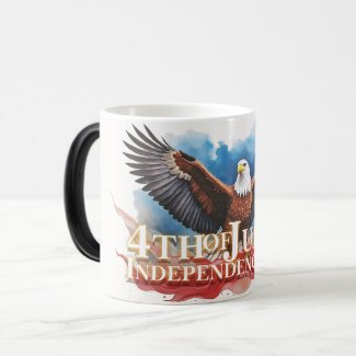 4th of July Eagle – Patriotic Art Design Magic Mug