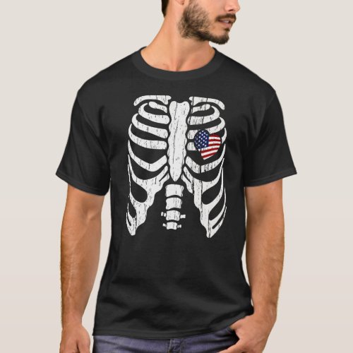 4th Of July Skeleton Heart Rib Cage X Ray Usa Flag T_Shirt