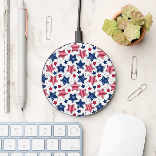 4th Of July Stars Wireless Charger (Desk)
