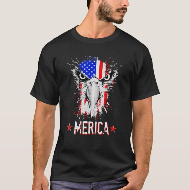 4th of July US flag eagle MErica land of the free  T-Shirt (Front)
