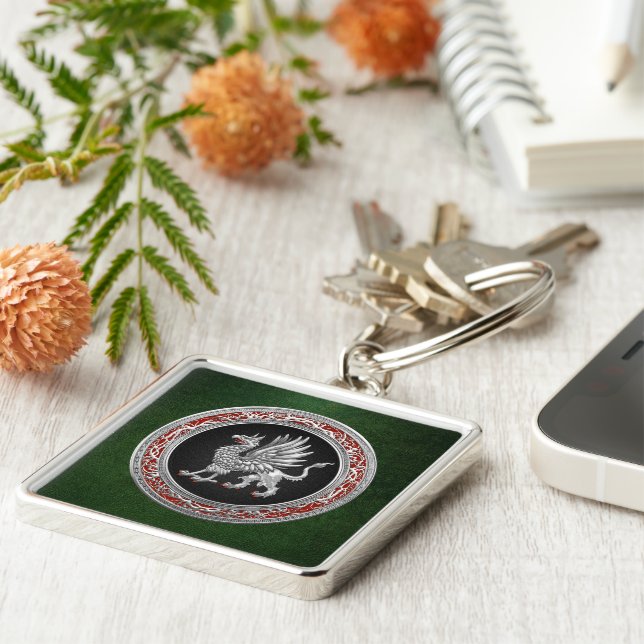 [500] Sacred Silver Griffin Keychain (Side)