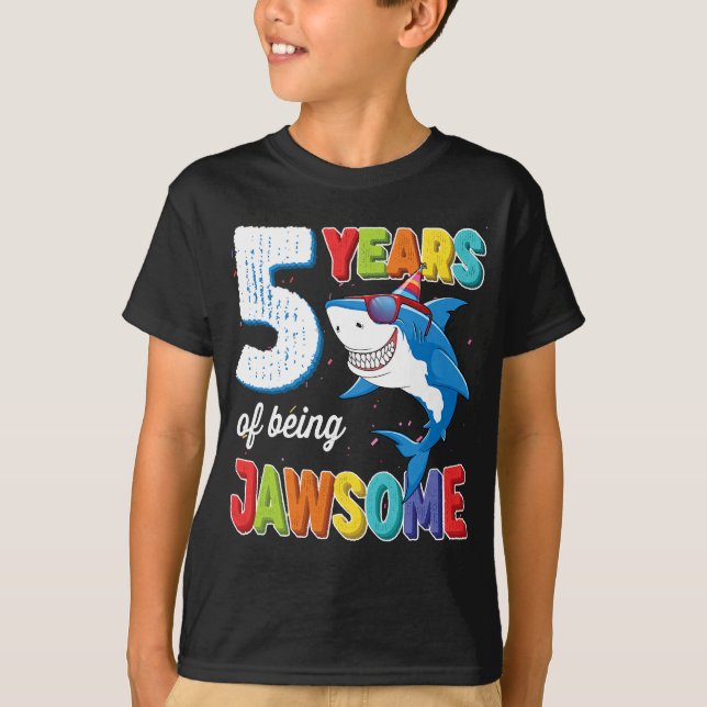 5 Year Old Boys Kids JawSome Shark 5th Birthday  T-Shirt (Front)