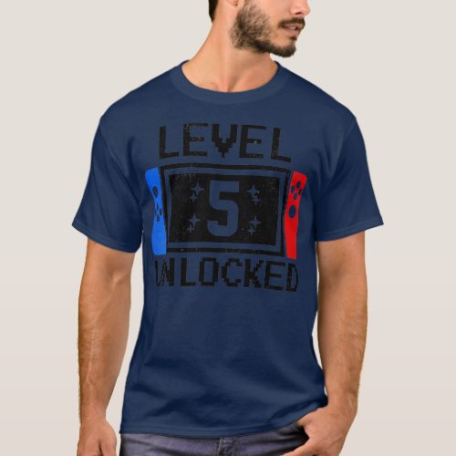 5 Year Old Gifts Level 5th Birthday Boy Video Game T_Shirt