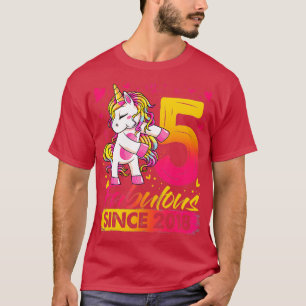 5 Years Old Flossing Unicorn Gifts 5th Birthday Gi T-Shirt