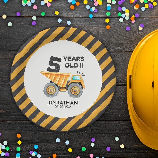 5th birthday boy construction theme paper plates (Creator Uploaded)
