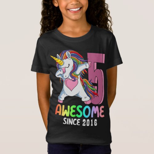 5th Birthday Girl 5 Years Old Gift Dabbing Unicorn T_Shirt