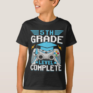 5th Grade Level Complete Gamer Cl Of 2024 Graduati T-Shirt