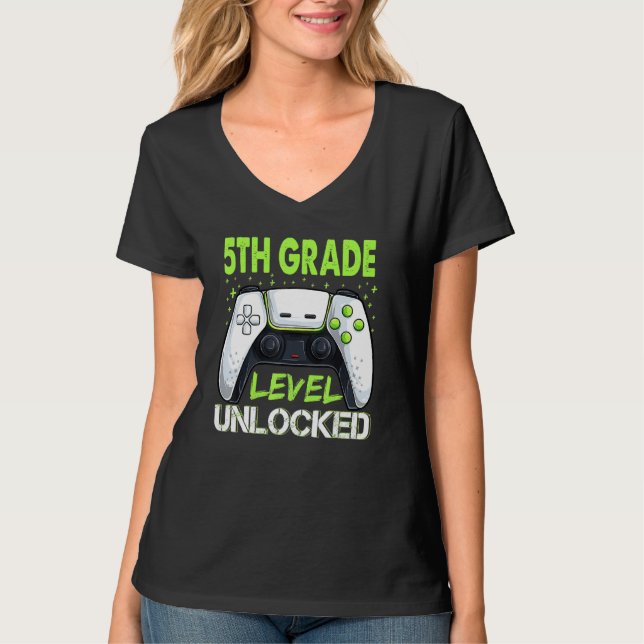 5th Grade Level Unlocked Apparel Back To School Ga T-Shirt (Front)