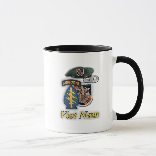 5th Special forces green berets vietnam war Mug (Right)