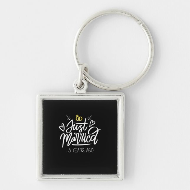 5th Wedding Anniversary Keychain (Front)