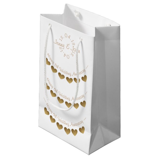 5th Wedding Anniversary small gift bag wood hearts (Front Angled)