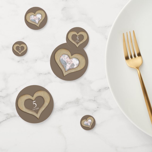 5th wood wedding anniversary heart and photo confetti (Group)