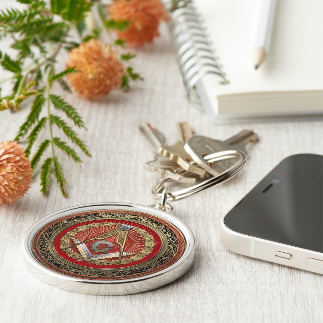 [600] Master Mason - Gold Square & Compasses Keychain (Side)