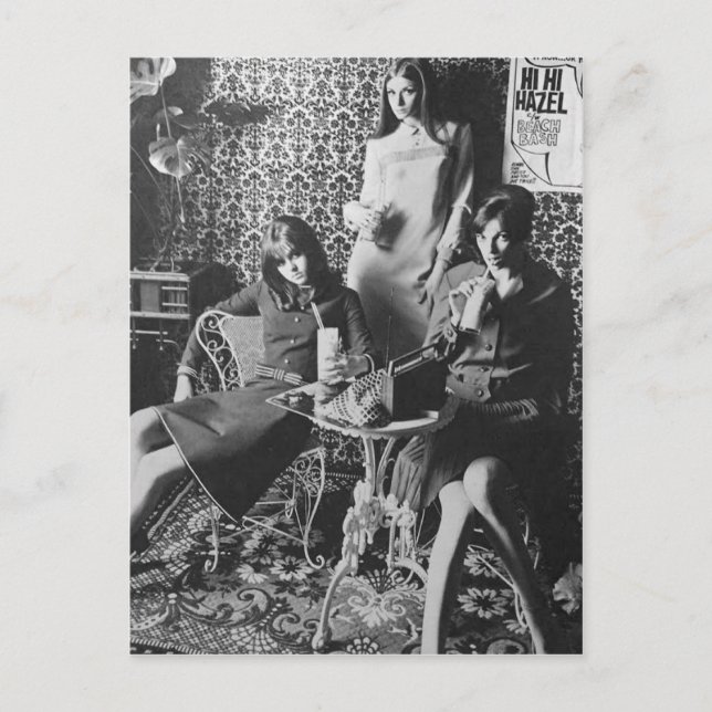 60's Milkshake girls POSTCARD (Front)