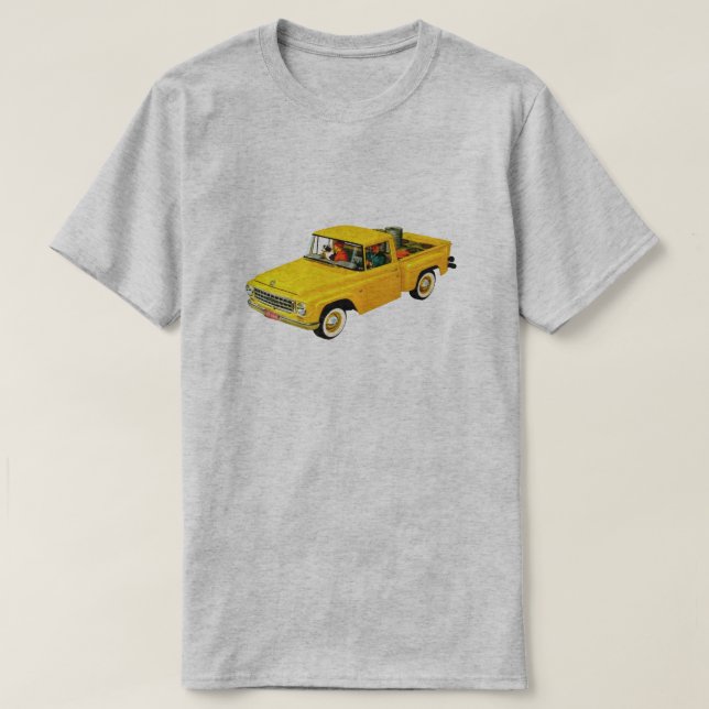 63 international harvester 900 T-Shirt (Design Front)