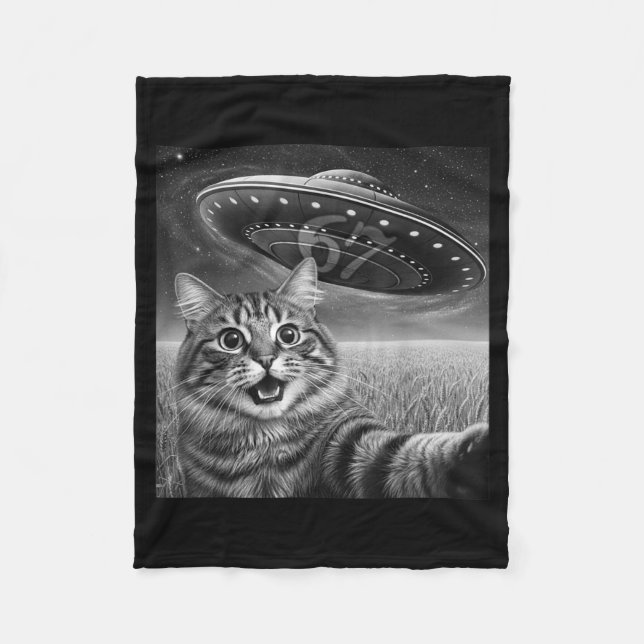 67 Cat Selfie With Alien Ufos Funny Cat Six Seven  Fleece Blanket (Front)