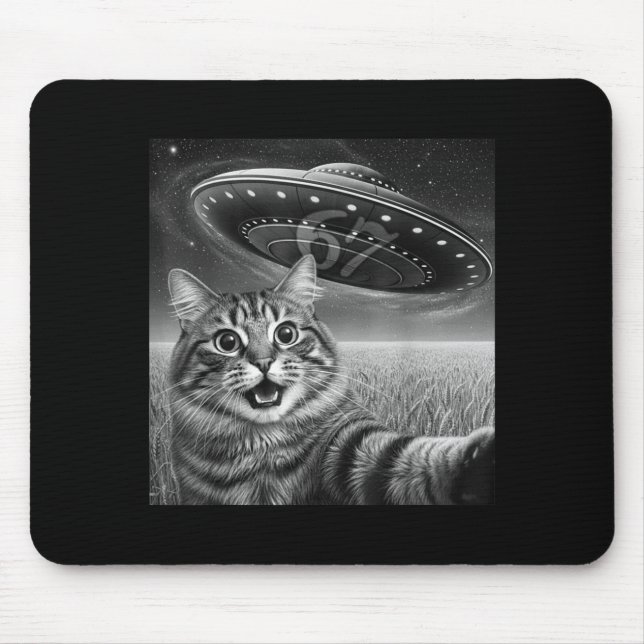 67 Cat Selfie With Alien Ufos Funny Cat Six Seven  Mouse Pad (Front)