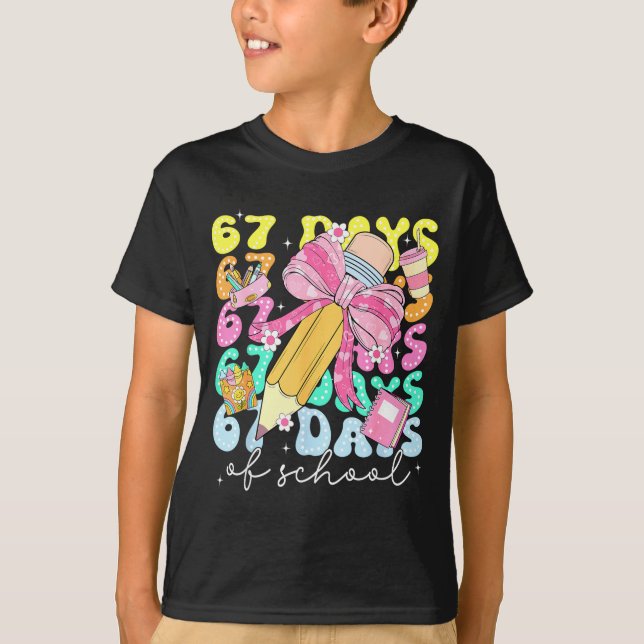 67th Day Of School 67 Days Pencil Coquette Bow Mem T-Shirt (Front)