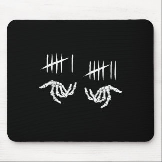 6 7 Six Seven Tally Marks Skeleton 67 Skeleton Han Mouse Pad