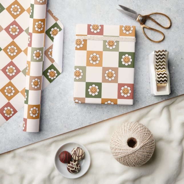 70s Nostalgia Retro Happy Face Flower Christmas Wrapping Paper (Crafts)