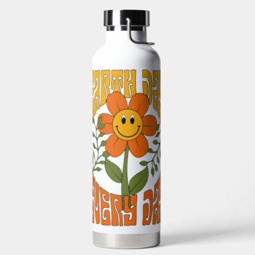 70s Retro Smiling Daisy Flower Water Bottle