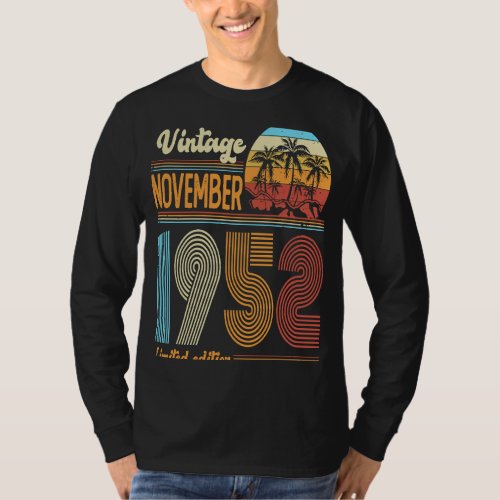 71 Years Old Birthday  Vintage November 1952 Women T_Shirt