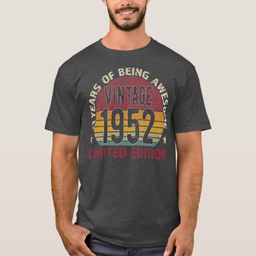 71th Birthday Gift men Vintage 1952 71 Years Old T_Shirt
