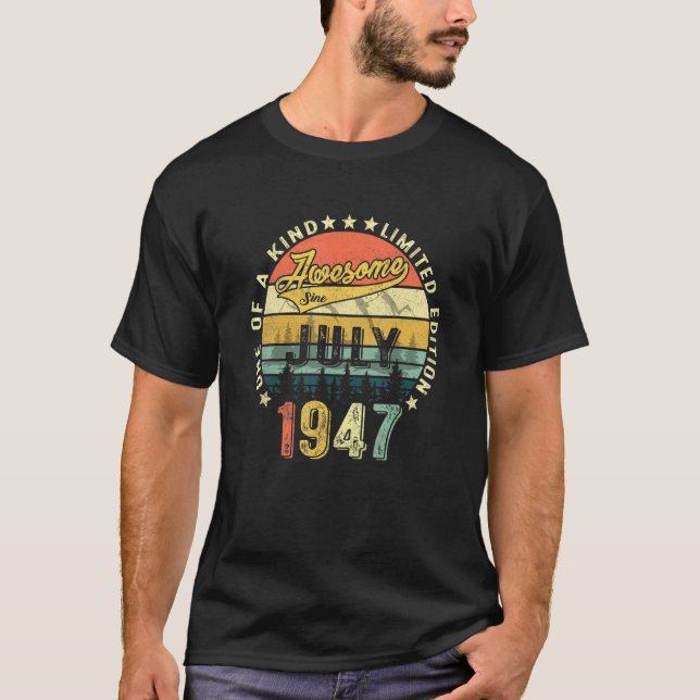 74th Birthday Decorations June 1947 Men Women 74 Y T-Shirt (Front)