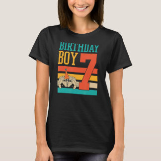 7 Year Old Cute Jumping Spider Birthday Boy Party  T-Shirt