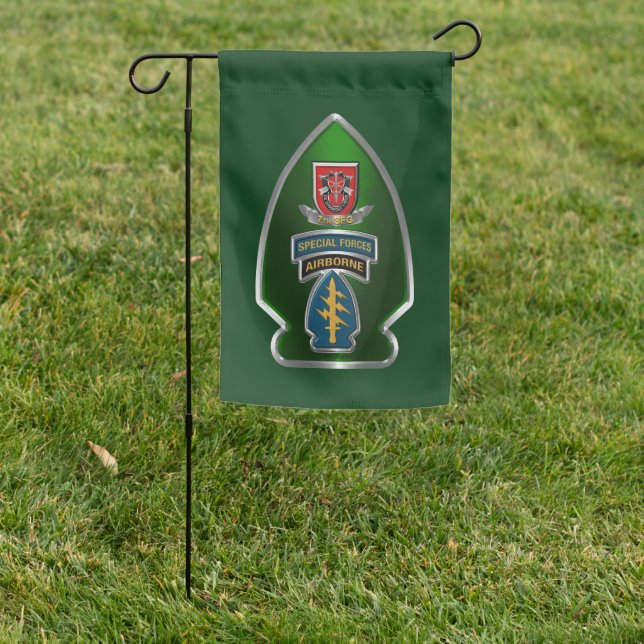7th  Special Forces Group (AIRBORNE) Garden Flag (In SItu)