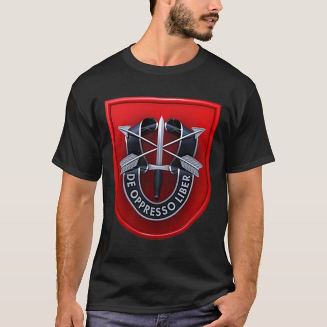 7th Special Forces Group SFG Army Military Veteran T-Shirt (Front)