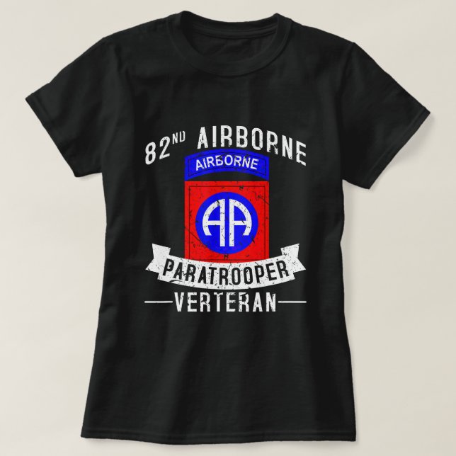 82nd Airborne Division Paratrooper Army Veteran T-Shirt (Design Front)
