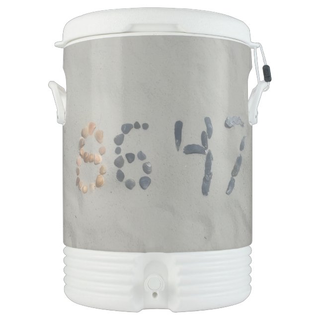 8647 BEVERAGE COOLER (Front)