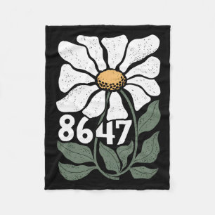 8647 Resist Subtle Daisy Floral Foxtrot Delta Tang Fleece Blanket