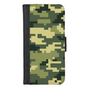 8 Bit Pixel Digital Woodland Camouflage / Camo iPhone 8/7 Wallet Case