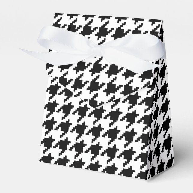 8 Bit Pixel Houndstooth Check Pattern Favor Boxes (Front Side)