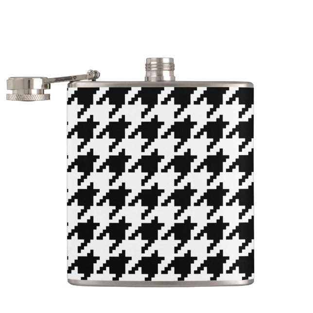 8 Bit Pixel Houndstooth Check Pattern Flask (Opened)