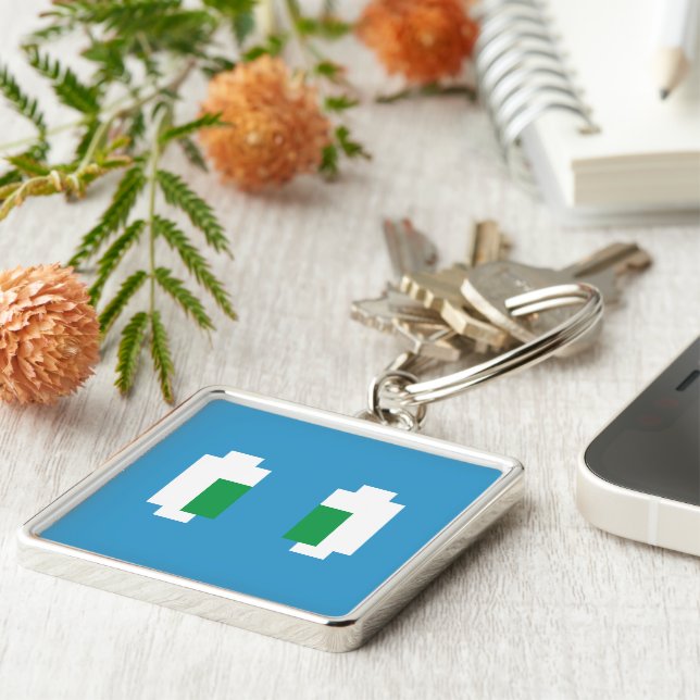 8 Bit Pixel Manga Green Eyes Keychain (Side)