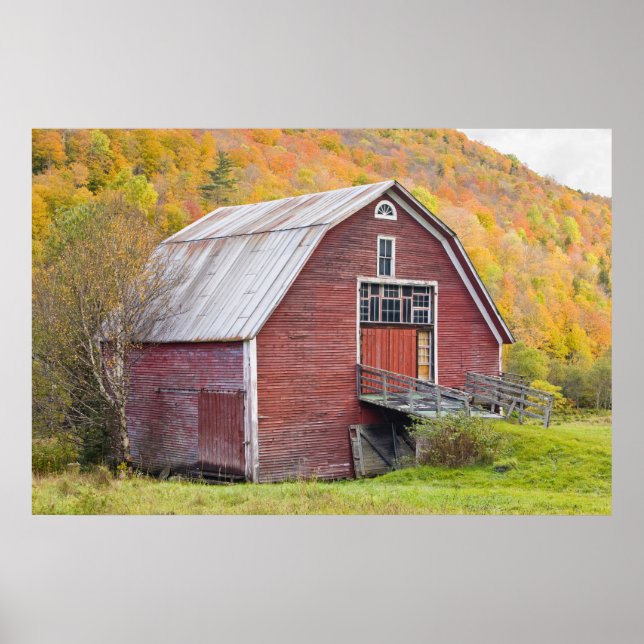 A barn in Vermont's Green Mountains. Hancock, 2 Poster (Front)