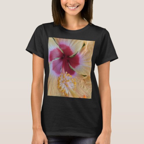 A beautiful hibiscus flower shirt T_Shirt