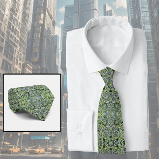 A Beautiful Leaf Pattern – Pure Nature Neck Tie