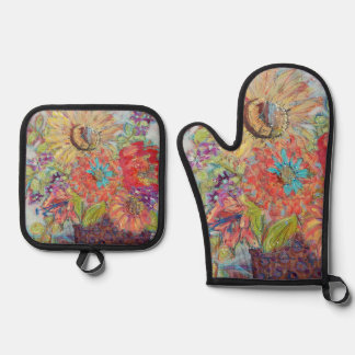 A Big Life by Lydia's Art Sangria Oven Mitt & Pot Holder Set