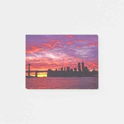 A Brilliant Sunset Silhouette Of Lower Manhattan Post_it Notes