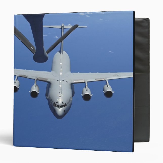 A C-17 Globemaster III approaches the boom Binder (Front/Inside)
