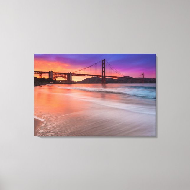 A capture of San Francisco's Golden Gate Bridge Canvas Print (Front)