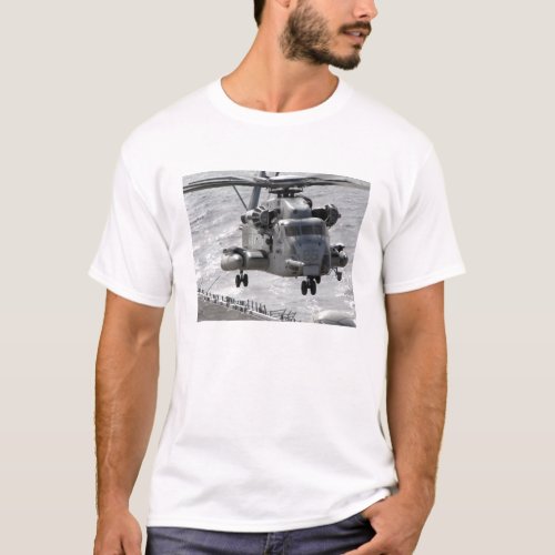 A CH_53E Super Stallion helicopter T_Shirt