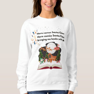 A cute Santa delivering books for Christmas Shirt