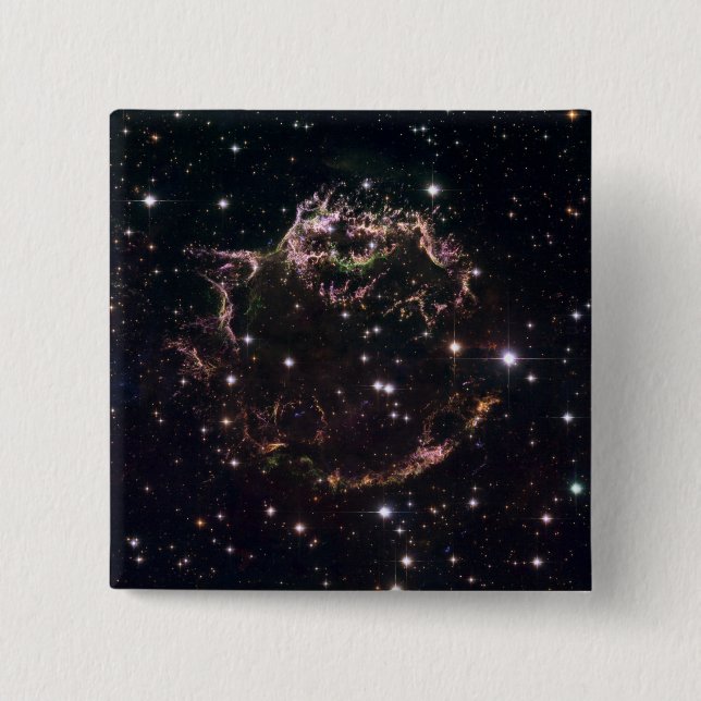 A detailed view at the tattered remains button (Front)